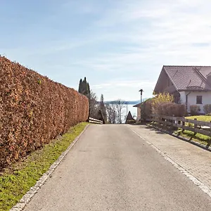 Apartment 1 Haus Reichl, Gstadt am Chiemsee